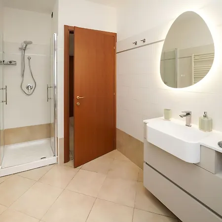 Ca Silvio By Interhome Luino